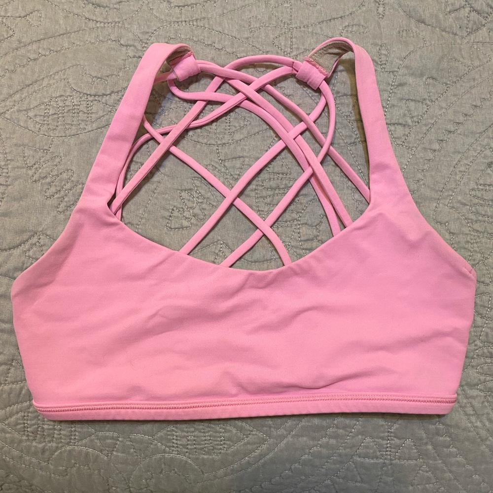 Lululemon free to be wild bra Sz 4